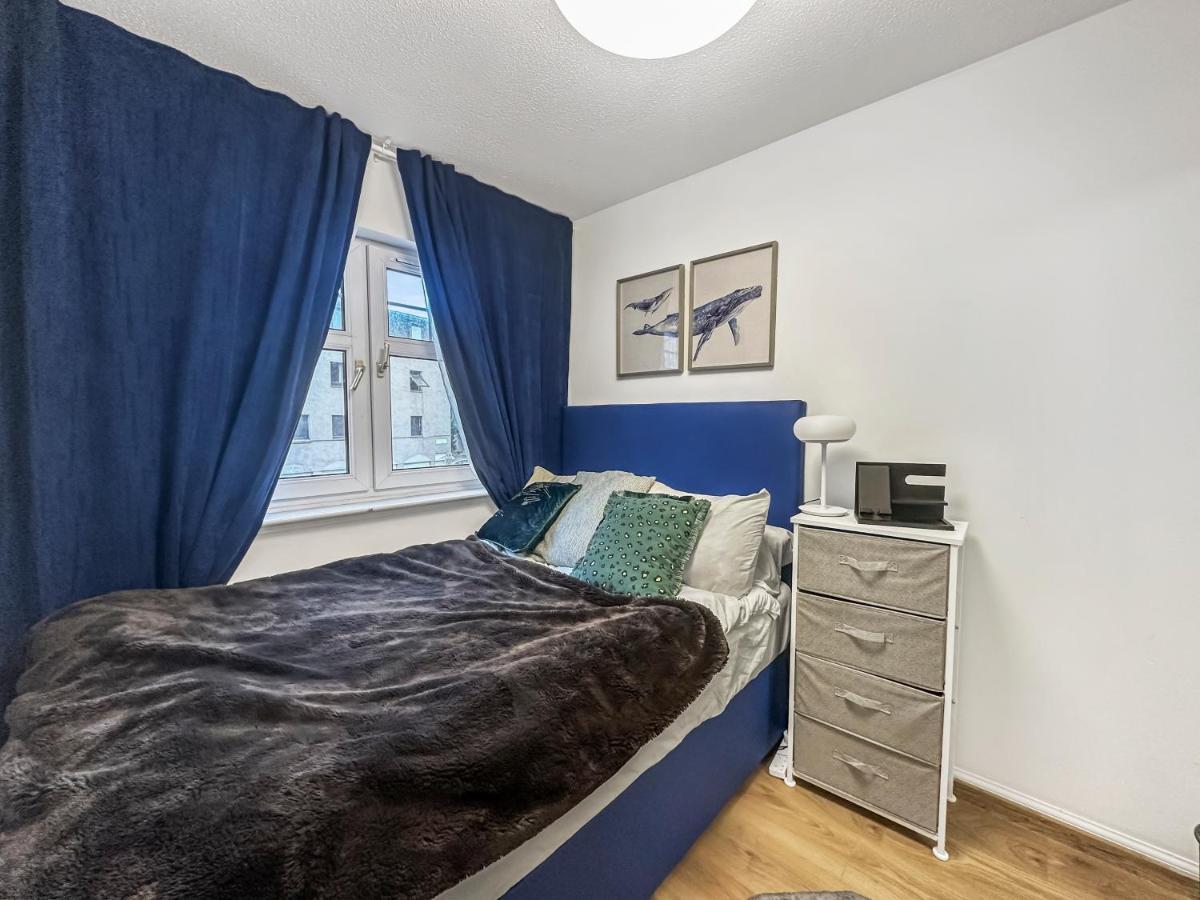 אדינבורו Comfortable 2 Bedroom Flat In The City Centre מראה חיצוני תמונה